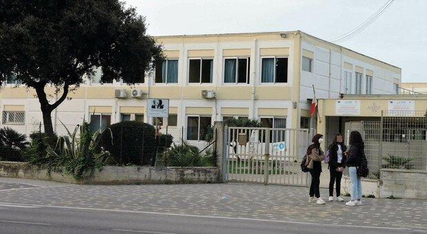 ANZIO: BOTTE E INSULTI RAZZISTI A SCUOLA, SEGNALATI I BULLI