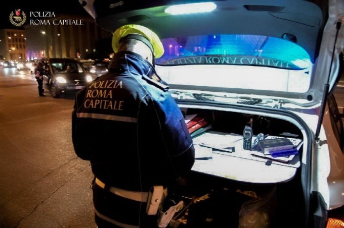 ROMA: MOVIDA E SICUREZZA STRADALE, 3 DENUNCE E 4 ESERCIZI CHIUSI