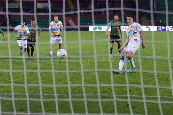 SERIE B: TERNANA-FROSINONE 4-4