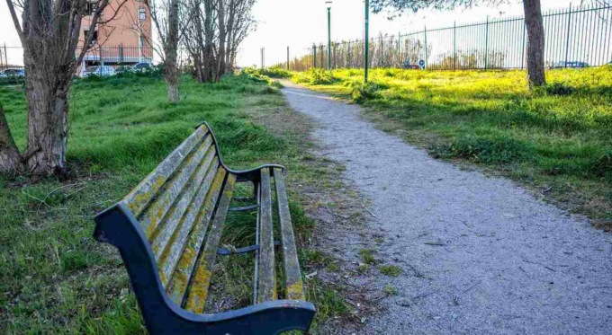 ROMA: E’ MORTA LA DONNA CADUTA NEL PARCO DI OSTIA