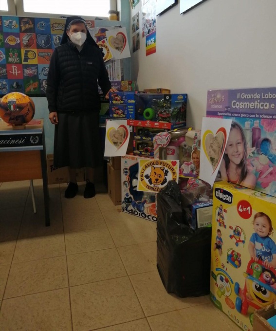 TERRACINA: PALLAVOLO FUTURA, DONAZIONE ALLA FONDAZIONE G.ANTONELLI