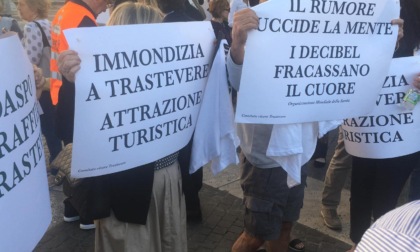ROMA: MOVIDA, TRA CONTROLLI E PROTESTE