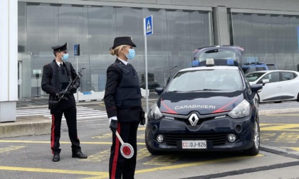 FIUMICINO: CONTROLLI ALL’AEROPORTO, MULTATI NCC ABUSIVI
