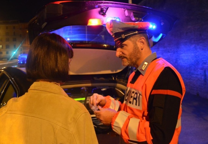 ROMA: MOVIDA, RAFFICA DI CONTROLLI