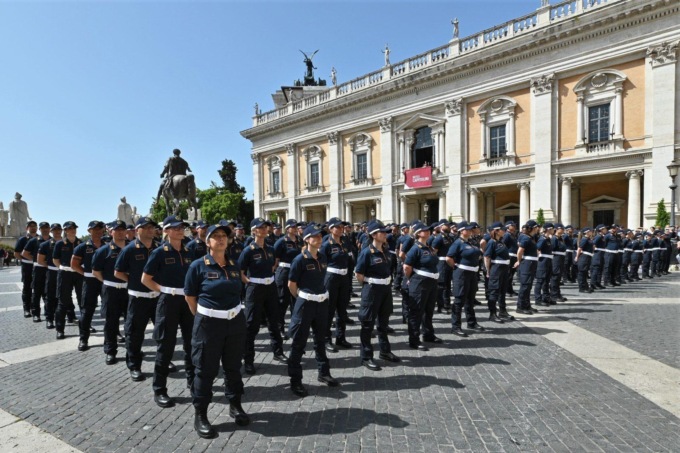 ROMA: POLIZIA LOCALE, CERIMONIA DI PRESENTAZIONE PER I 160 NEO AGENTI
