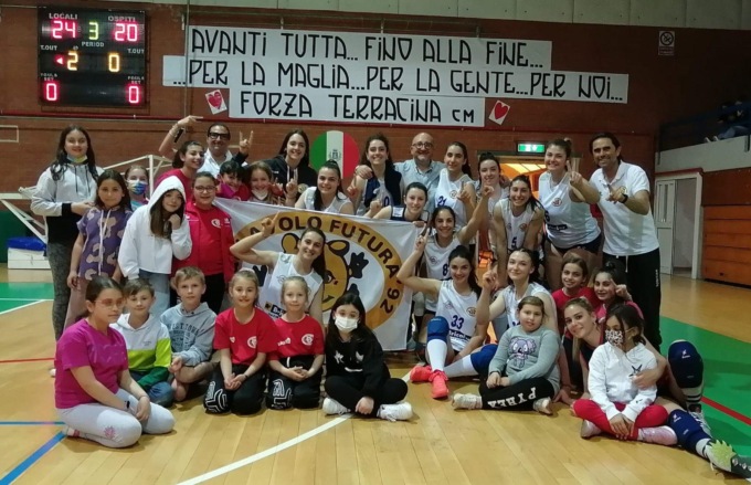 PALLAVOLO C FEMMINILE: FUTURA TERRACINA AI PLAY OFF
