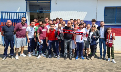 CALCIO/SOLIDARIETA’: DONATO A LA SETINA UN DEFIBRILLATORE