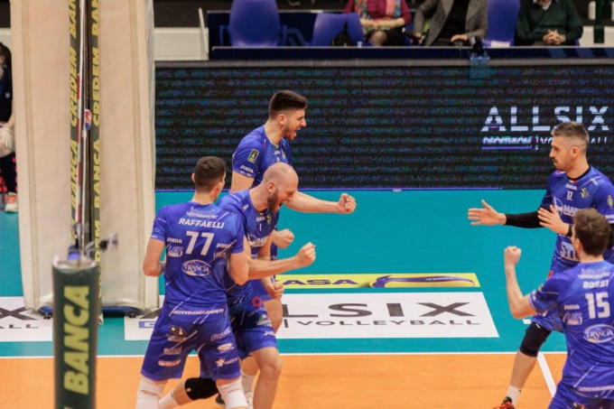 PALLAVOLO SUPERLEGA: PLAY OFF 5° POSTO, MONZA-TOP VOLLEY CISTERNA 0-3