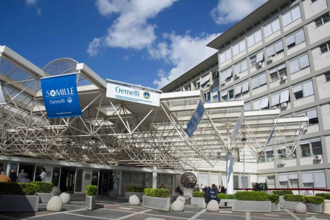 ROMA: NATA AL GEMELLI BIMBA OPERATA IN UTERO PER SPINA BIFIDA