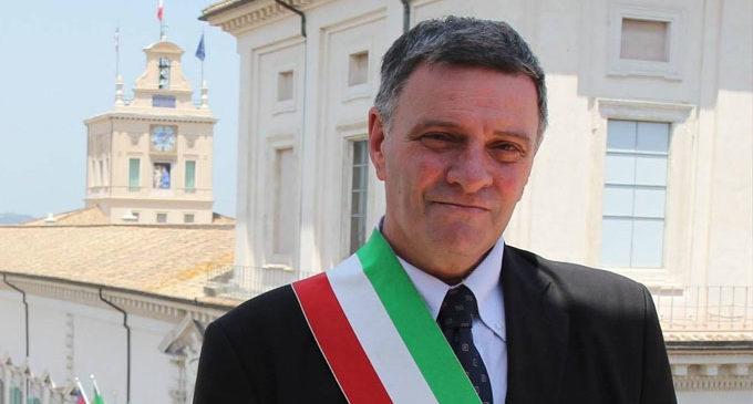 VICO NEL LAZIO: SINDACO CADE DURANTE UN SOPRALLUOGO, TRASFERITO AL GEMELLI