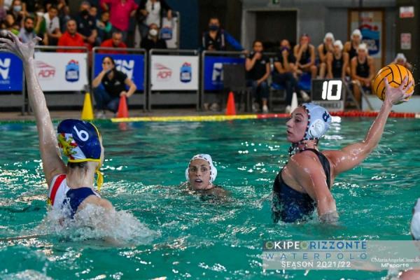 PALLANUOTO FEMMINILE: SIS ROMA AVANTI IN COPPA ITALIA