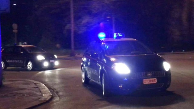 ROMA: GAMBIZZATO IN STRADA DOPO UNA DISCUSSIONE