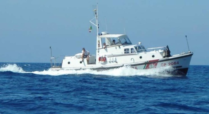 ROMA: TRAGEDIE IN MARE, UNA VITTIMA E UN DISPERSO