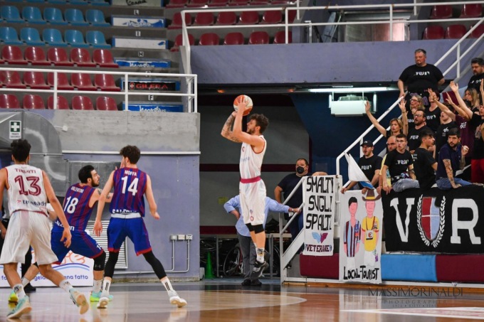 BASKET: SERIE B, VINCONO RIETI E VIRTUS CASSINO