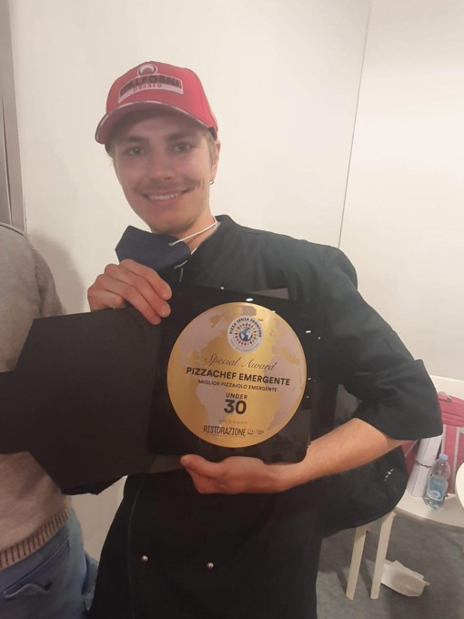 FONDI: MASSIMO LEONE, CAMPIONE DEL MONDO DELLA PIZZA
