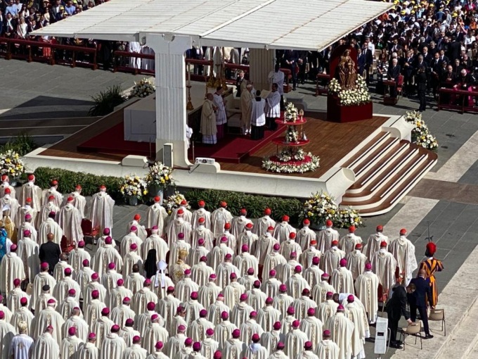 VATICANO: PAPA FRANCESCO PROCLAMA 10 NUOVI SANTI