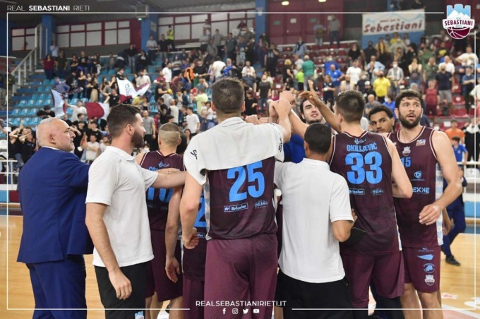 BASKET: REAL SEBASTIANI VINCE GARA 2 DEI PLAY OFF