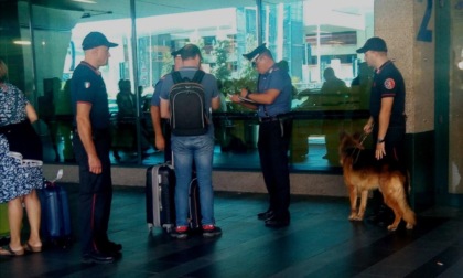 FIUMICINO: TENTATO FURTO ALL'AEROPORTO, 3 DENUNCE