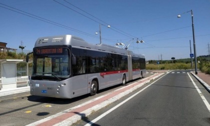 ROMA: RIATTIVATA LINEA 74 FILOBUS EUR-LAURENTINA-TOR PAGNOTTA