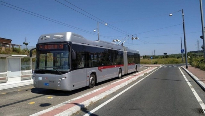 ROMA: RIATTIVATA LINEA 74 FILOBUS EUR-LAURENTINA-TOR PAGNOTTA