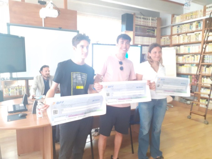 TERRACINA: ASSEGNATE LE BORSE DI STUDIO “MARIA ANTONIETTA PAGLIAROLI