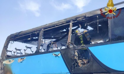 ROMA: PULLMAN IN FIAMME SULL’AURELIA, TRAFFICO IN TILT