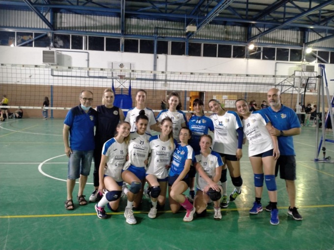 PALLAVOLO FEMMINILE: TOP VOLLEY PROMOSSA IN PRIMA DIVISIONE