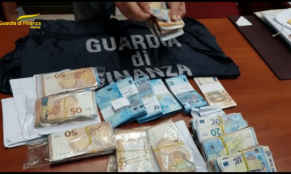 ROMA: ESTORSIONE AI COMMERCIANTI, TRE INTERDIZIONI