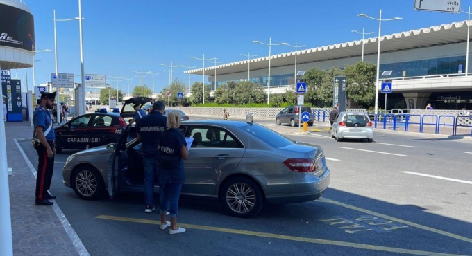 FIUMICINO: LAVORO NERO E NCC ABUSIVI, I CONTROLLI