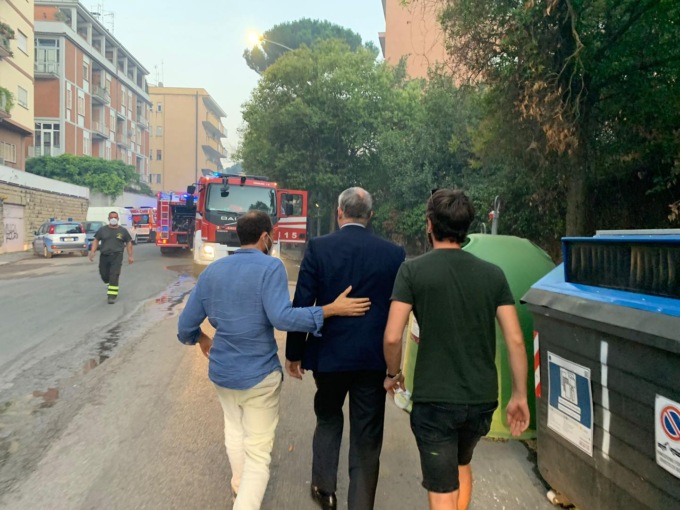 ROMA: INCENDI, E’ EMERGENZA NELLA CAPITALE