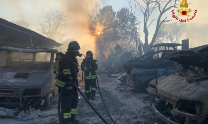 ROMA: MAXI INCENDIO A CENTOCELLE, L'OMBRA DEL DOLO