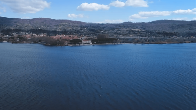 VITERBO: RAGAZZO DI 21 ANNI MUORE NEL LAGO