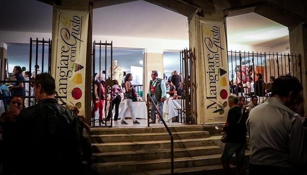 TERRACINA: “MANGIARE CON GUSTO”, DOMANI E SABATO NEL CENTRO STORICO