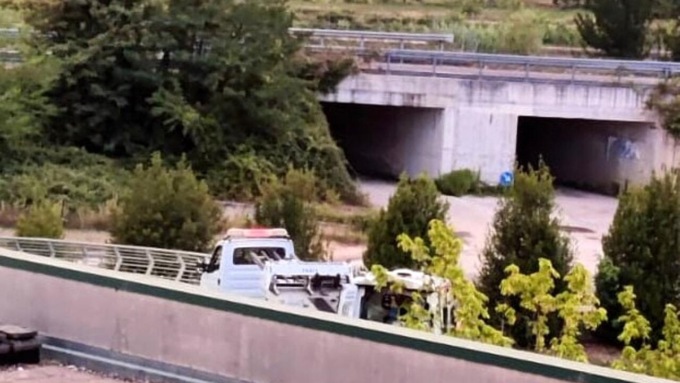 CASSINO: RUBA UN’AMBULANZA E SI SCHIANTA, FERITO