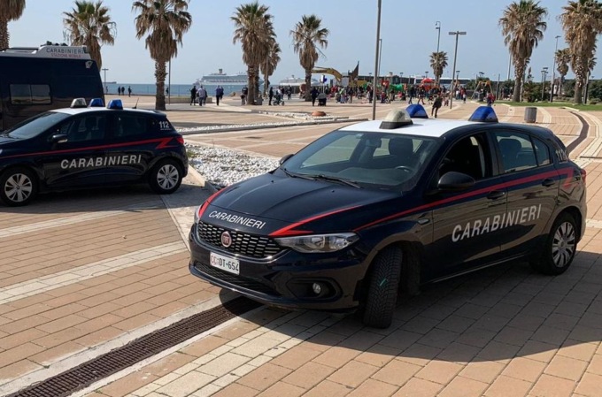 CIVITAVECCHIA: AGGREDISCE LA MADRE, ARRESTATO