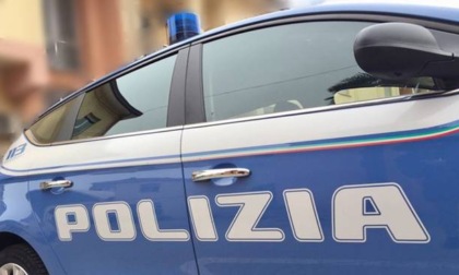 LATINA: MINACCIA I SANITARI PER IL METADONE E PICCHIA LA POLIZIA