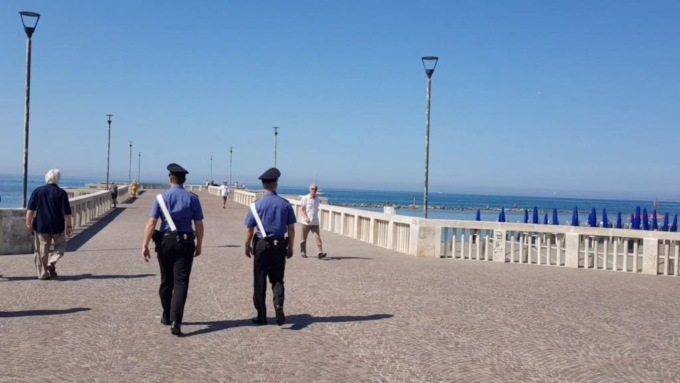 ROMA: FERRAGOSTO, I CONTROLLI DEI CARABINIERI