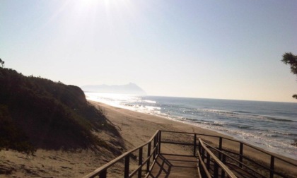 LATINA: TURISTI FRANCESI DERUBATI DEL CAMPER DURANTE UN BAGNO IN MARE