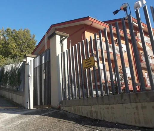 ARCE: COCAINA E BOMBA CARTA IN CASA, DENUNCIATO