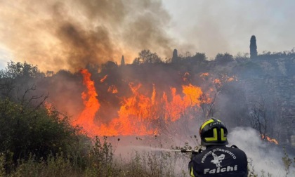 FONDI: SOS INCENDI, INTERVIENE IL SINDACO