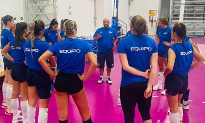 PALLAVOLO A2 FEMMINILE: ASSITEC SANT’ELIA, PREPARAZIONE OK