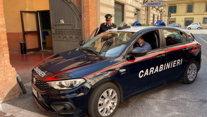 ROMA: SCIPPI, ARRESTATO UN UOMO