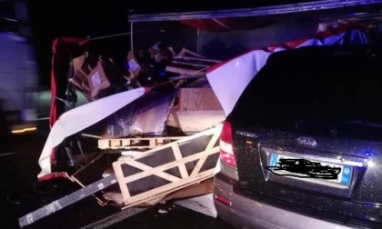 VALMONTONE: INCIDENTE TRA TIR E AUTO SULL'A1, TRE FERITI