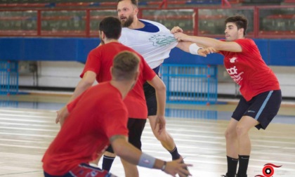 PALLAMANO A GOLD: FONDI INIZIA CONTRO BRIXEN