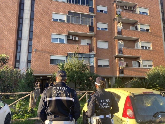 ROMA: SGOMBERATE CASE ATER OCCUPATE DAGLI SPADA