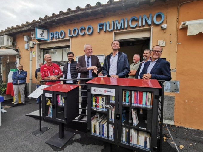 FIUMICINO: INSTALLATO IL DEFIBRILLATORE PUBBLICO