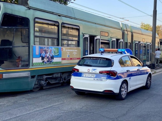 ROMA: DONNA AGGREDITA SUL TRAM