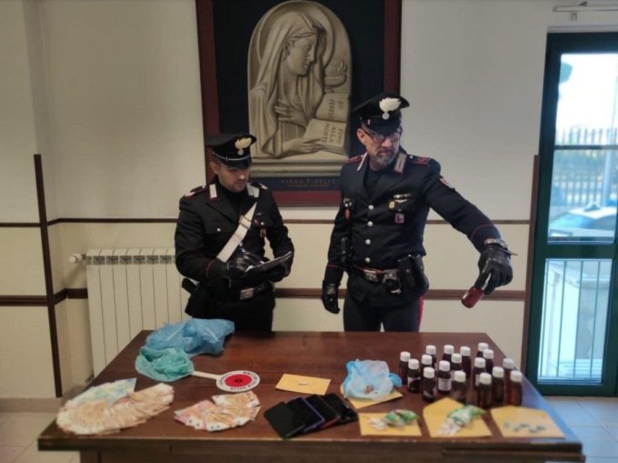 SAN FELICE CIRCEO: IN AUTO CON EROINA, SOLDI E METADONE, DUE ARRESTI
