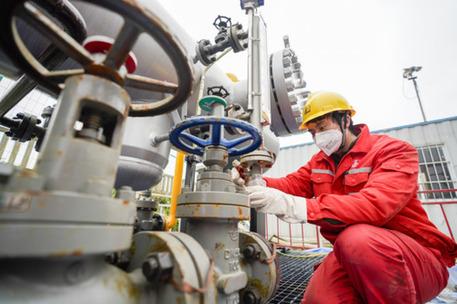 Cina: produzione in aumento al giacimento di gas di scisto di Fuling