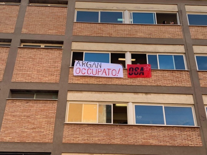 ROMA: OCCUPATO IL LICEO ARGAN